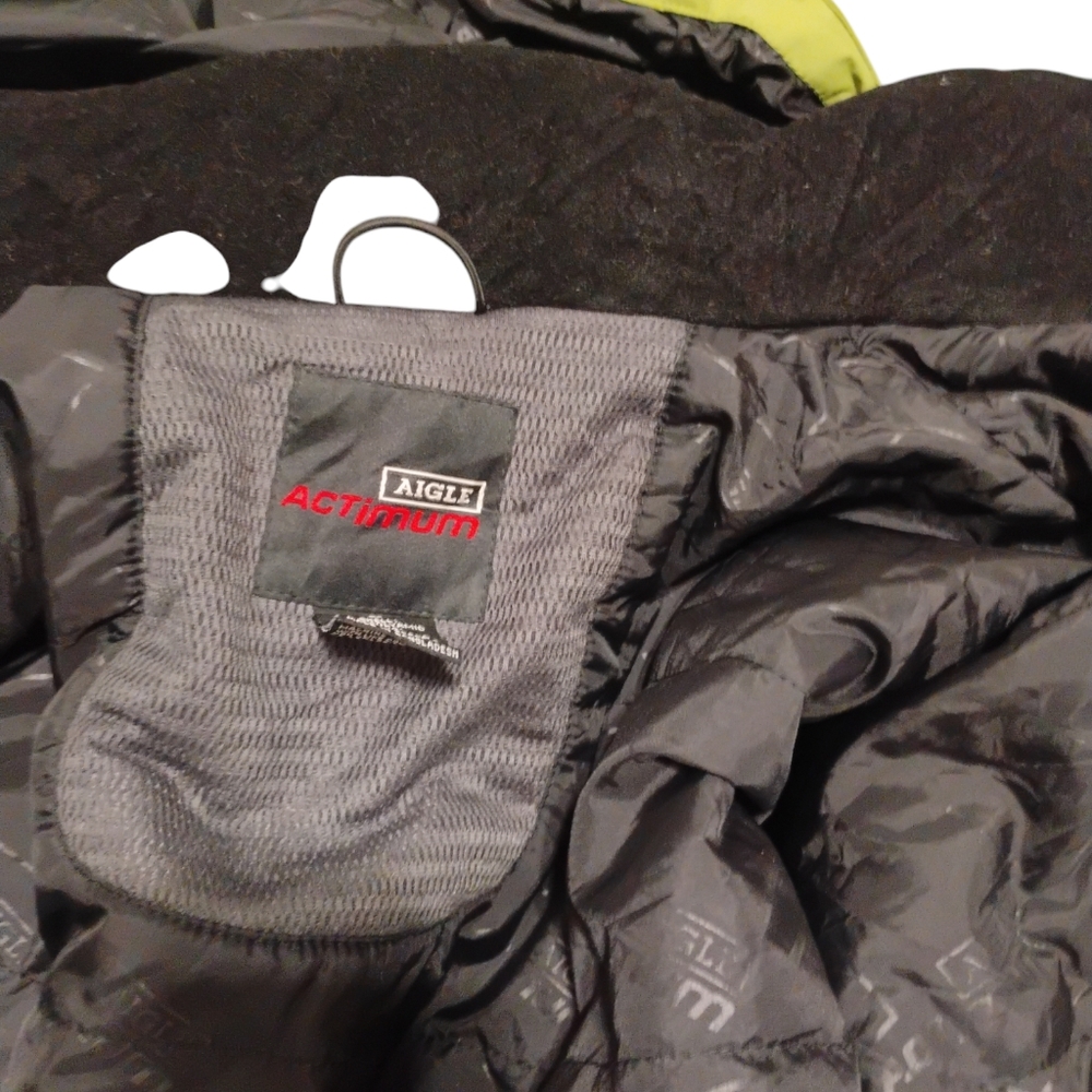 Ski jacket - Picture 2 of 2